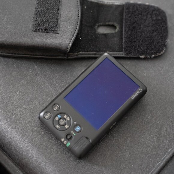 Vintage Canon PowerShot SD940 IS Camera **READ** - Picture 8 of 11